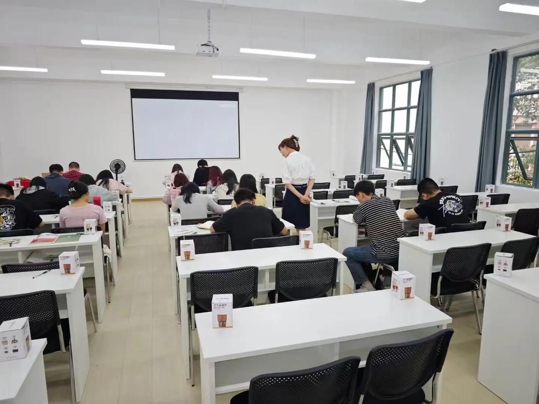 国考笔试培训班怎么选？-图3