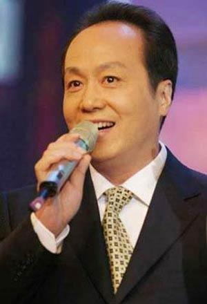 罗京作为新闻主播,为何能让‘稍有常识的人’都对其肃然起敬?-图2 罗京作为新闻主播,为何能让‘稍有常识的人’都对其肃然起敬?-图2